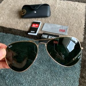NEW never-worn black unisex Ray Bans